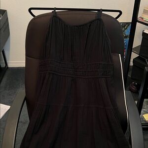 Old Navy black smocked midi dress w/ pockets & adjustable straps in Large